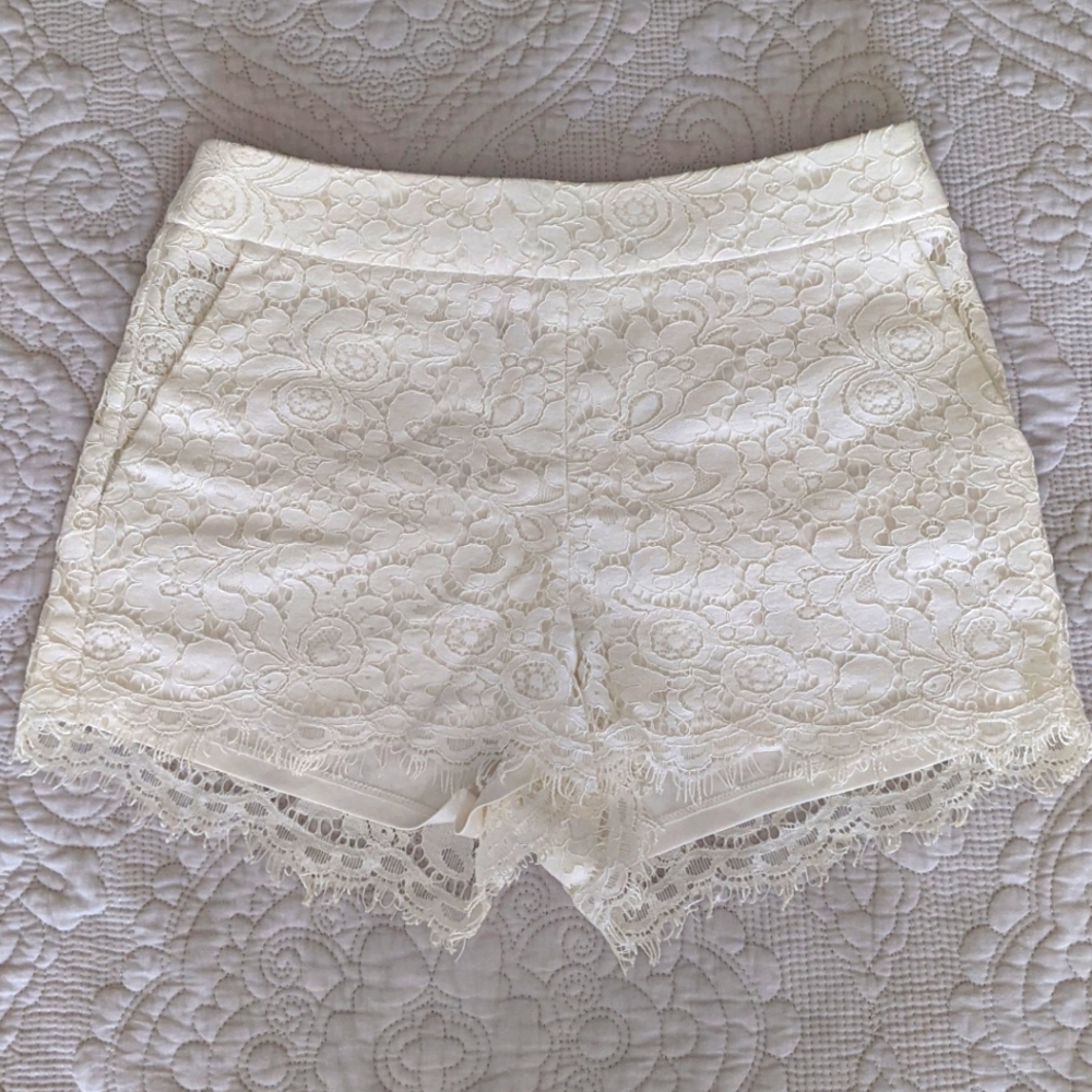 Express floral lace shorts